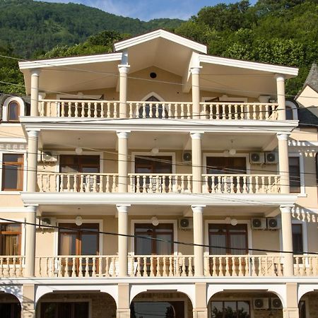 Hotel San Arda Гагра Экстерьер фото